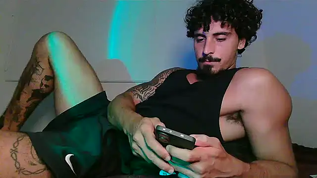 milkoffe online show from 03/12/26, 02:39