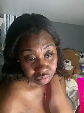 Snapshot of juicesowet chatting on 02/09/25, 07:48 juicesowet online show from 02/09/25, 07:48