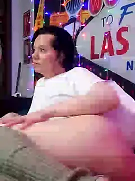 SidneyRaee online show from 02/05/25, 08:14