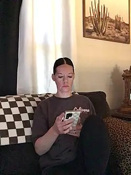 SidneyRaee online show from 03/09/26, 04:10