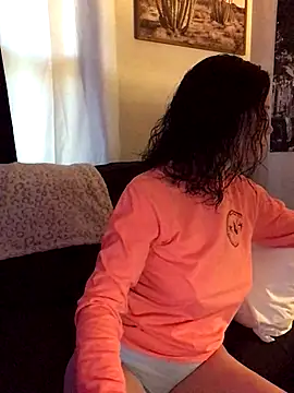 SidneyRaee online show from 10/27/25, 06:31