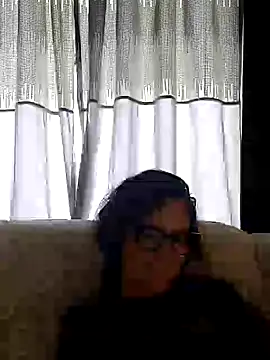 SidneyRaee online show from 02/03/25, 07:52