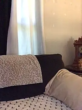 SidneyRaee online show from 04/20/26, 03:35