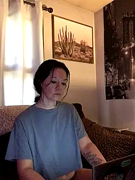 SidneyRaee online show from 09/12/25, 03:45