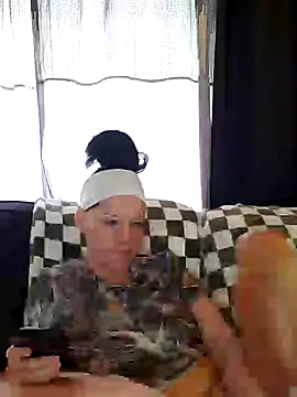 SidneyRaee online show from 03/19/25, 06:55