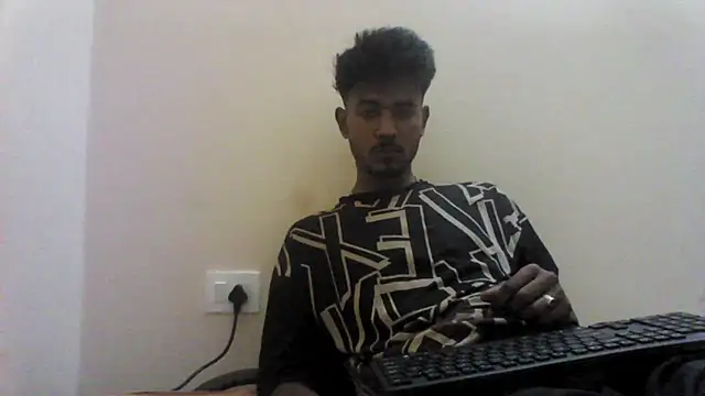 Snapshot of just_fucks chatting on 10/07/25, 07:48 just fucks online show from 10/07/25, 07:48