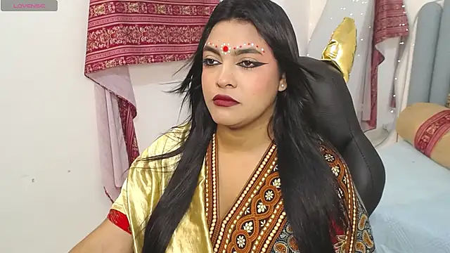 Snapshot of lakshmiraniii chatting on 10/14/25, 11:55 lakshmiraniii online show from 10/14/25, 11:55