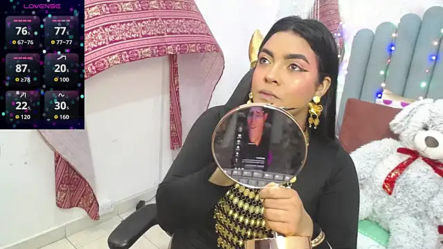 Snapshot of lakshmiraniii chatting on 11/21/25, 11:42 lakshmiraniii online show from 11/21/25, 11:42