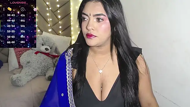 lakshmiraniii online show from 07/06/26, 12:01