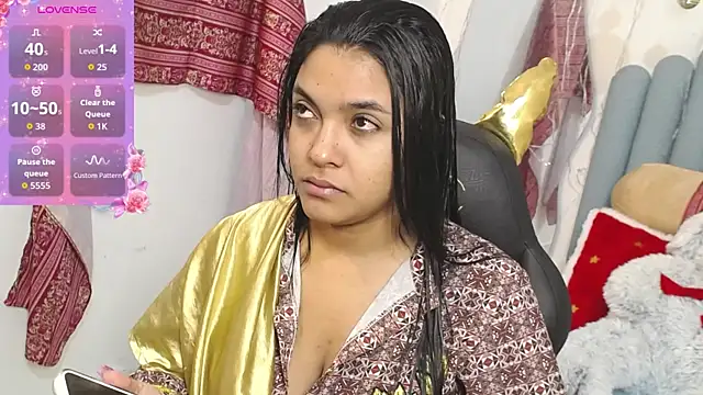 lakshmiraniii online show from 12/20/25, 09:23