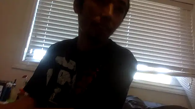 Snapshot of lilboygonewild chatting on 09/08/25, 10:53 lilboygonewild online show from 09/08/25, 10:53