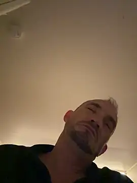 Snapshot of Denislamalice34 chatting on 09/14/25, 12:00 Denislamalice34 online show from 09/14/25, 12:00