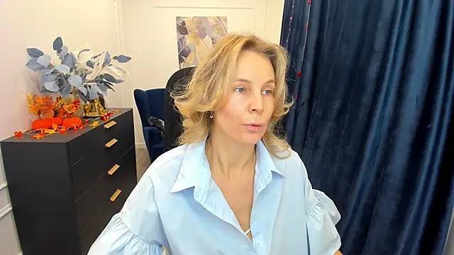 Snapshot of Sinty_Devis chatting on 11/01/25, 04:19 Sinty Devis online show from 11/01/25, 04:19