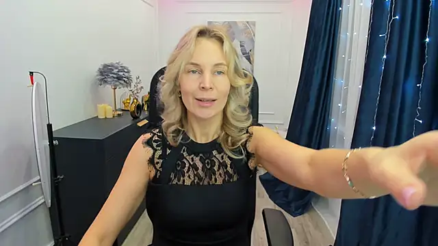 Snapshot of Sinty_Devis chatting on 01/09/26, 04:19 Sinty Devis online show from 01/09/26, 04:19