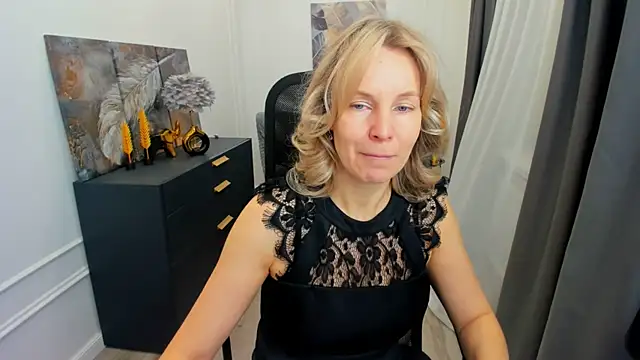 Sinty Devis online show from 03/21/26, 04:25