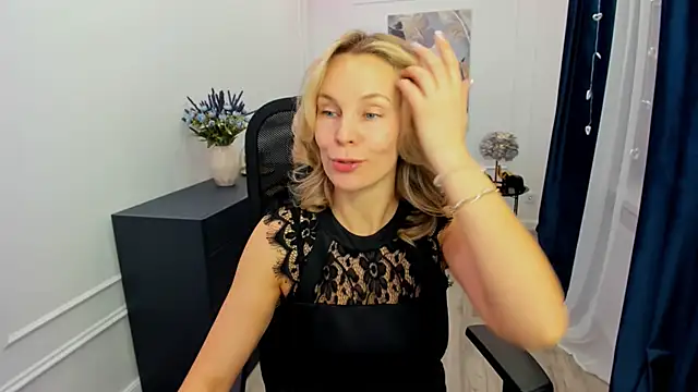 Snapshot of Sinty_Devis chatting on 02/05/26, 04:30 Sinty Devis online show from 02/05/26, 04:30