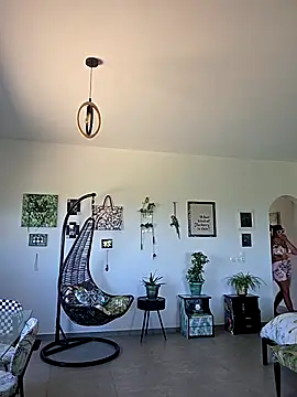 Snapshot of TheGoddessBianca chatting on 04/21/26, 10:44 TheGoddessBianca online show from 04/21/26, 10:44