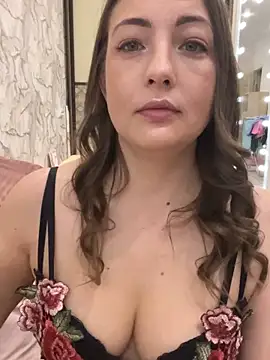 AnnaBri online show from 11/26/25, 01:49