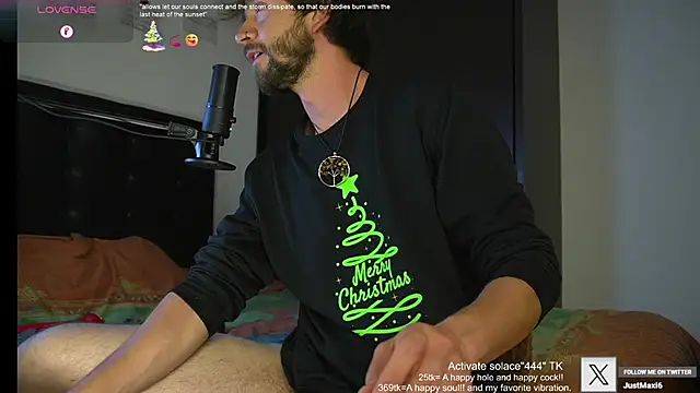 Snapshot of just_maxii chatting on 01/30/25, 10:19 just maxii online show from 01/30/25, 10:19