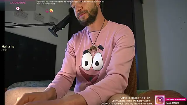 Snapshot of just_maxii chatting on 03/13/25, 11:38 just maxii online show from 03/13/25, 11:38