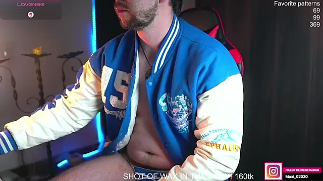 just maxii online show from 04/12/26, 09:29