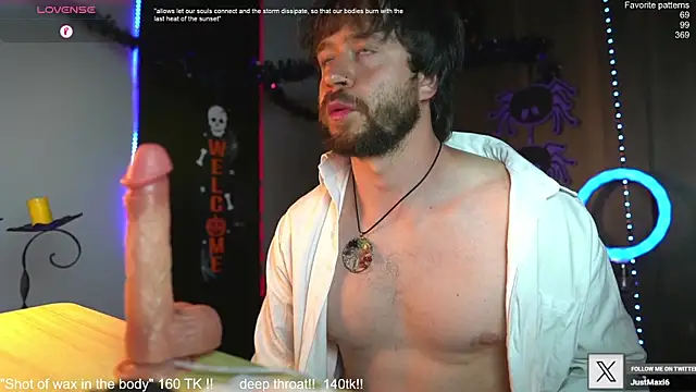 Snapshot of just_maxii chatting on 10/06/25, 12:45 just maxii online show from 10/06/25, 12:45