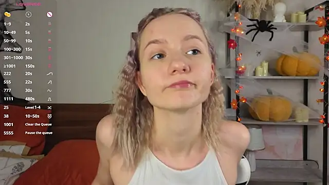 IdaValenti online show from 11/05/25, 11:08