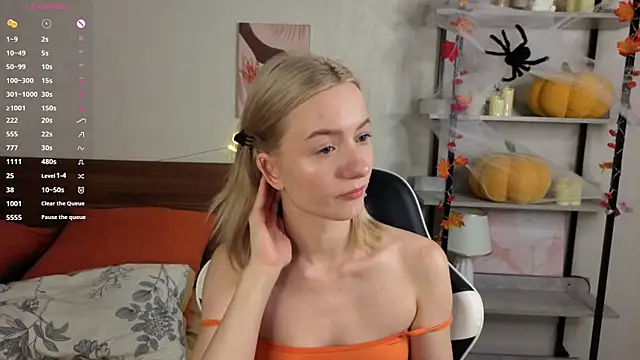 IdaValenti online show from 11/09/25, 11:09