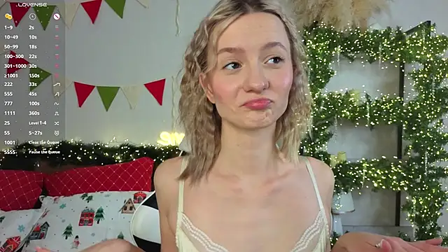 IdaValenti online show from 12/18/25, 11:08