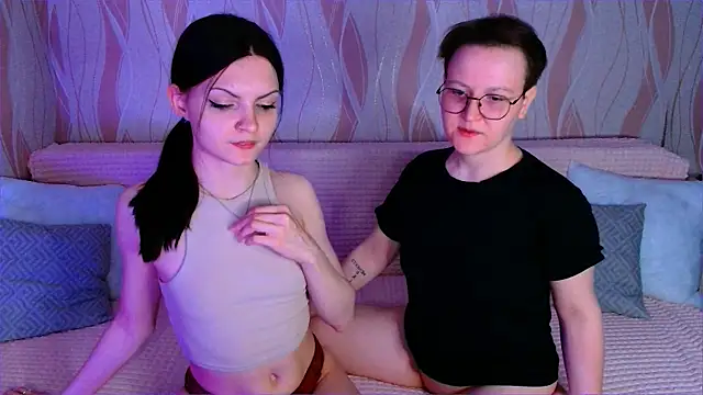  crazy baby  online show from 05/26/26, 11:47
