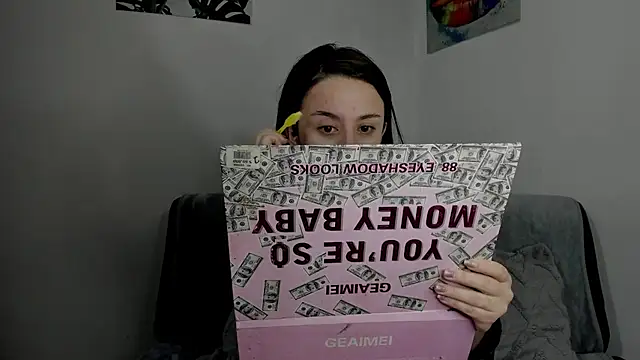 kassandra james online show from 09/27/25, 12:00