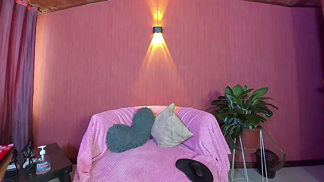 kassandra james online show from 02/23/26, 01:01