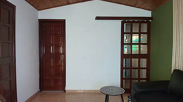 kassandra james online show from 11/20/25, 01:12