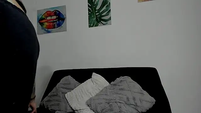 kassandra james online show from 09/08/25, 07:02