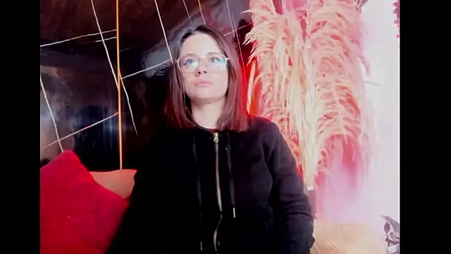 kassandra james online show from 02/24/26, 01:01