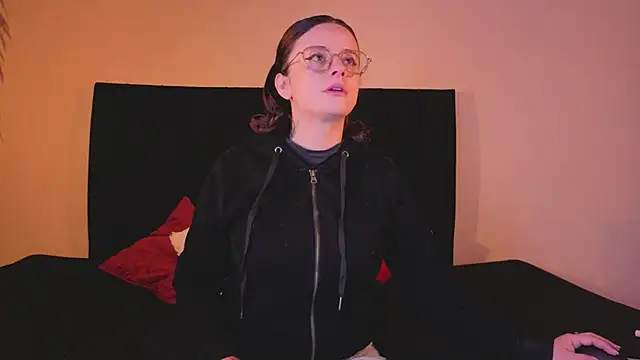 kassandra james online show from 01/11/26, 01:12