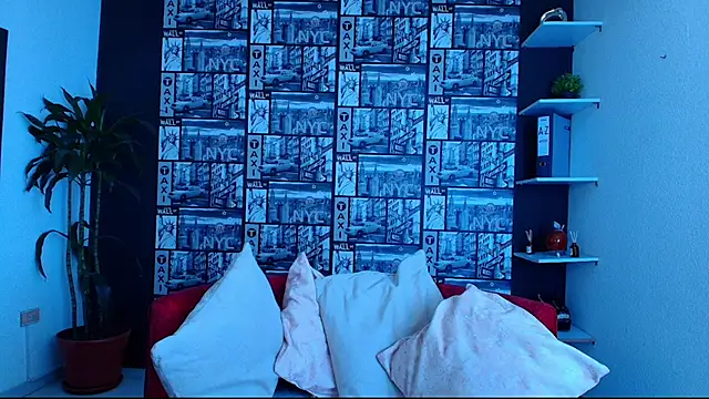 kassandra james online show from 03/12/26, 11:58