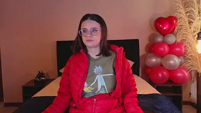 kassandra james online show from 02/17/26, 01:08