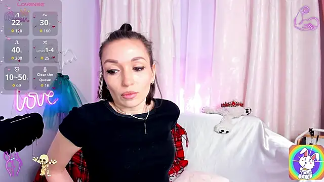 jessica tiny online show from 05/06/26, 02:04