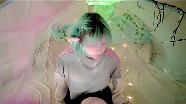 Akemilun online show from 10/24/25, 06:12