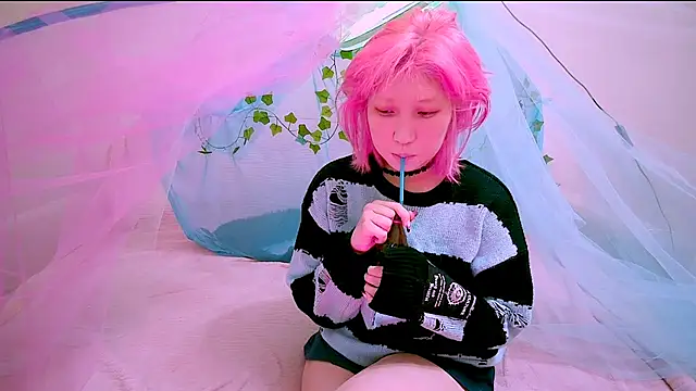 Akemilun online show from 11/04/25, 01:48