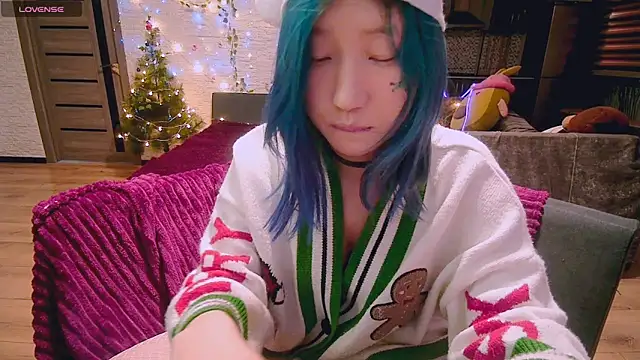 Snapshot of Akemilun chatting on 12/28/24, 04:08 Akemilun online show from 12/28/24, 04:08