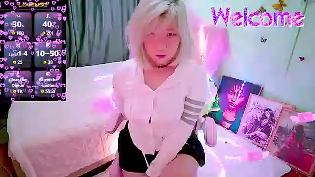 Akemilun online show from 03/20/26, 04:52