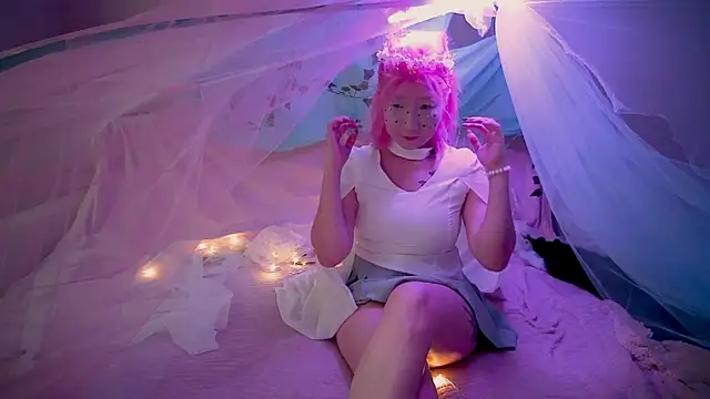 Akemilun online show from 10/31/25, 01:52