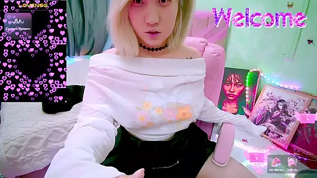 Akemilun online show from 04/13/26, 03:49