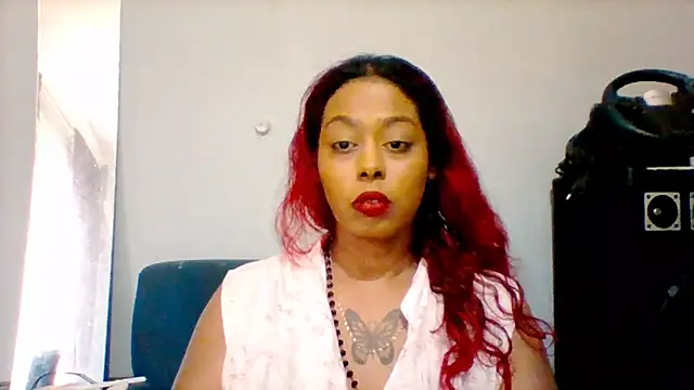 Snapshot of indian_hotty_jus4fun chatting on 09/29/25, 10:00 indian hotty jus4fun online show from 09/29/25, 10:00