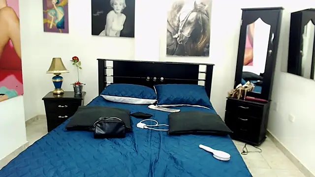 VeronicaReynolds online show from 02/27/25, 03:15