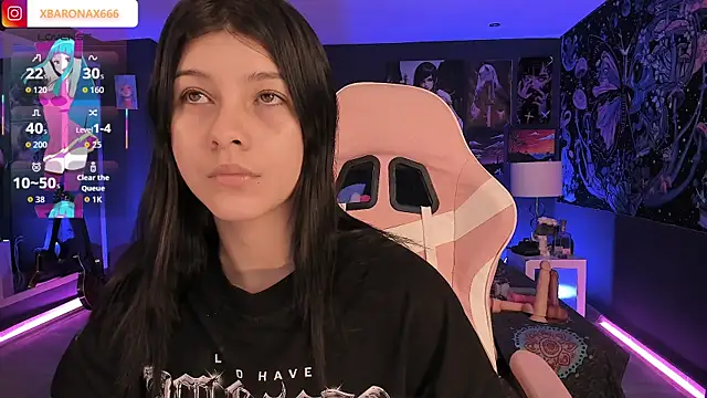 LanaKyutt online show from 12/14/25, 12:11