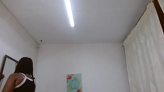 Snapshot of Sara_Marks chatting on 02/24/26, 11:00 Sara Marks online show from 02/24/26, 11:00