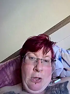 Snapshot of dieGeile0411 chatting on 03/02/26, 01:07 dieGeile0411 online show from 03/02/26, 01:07